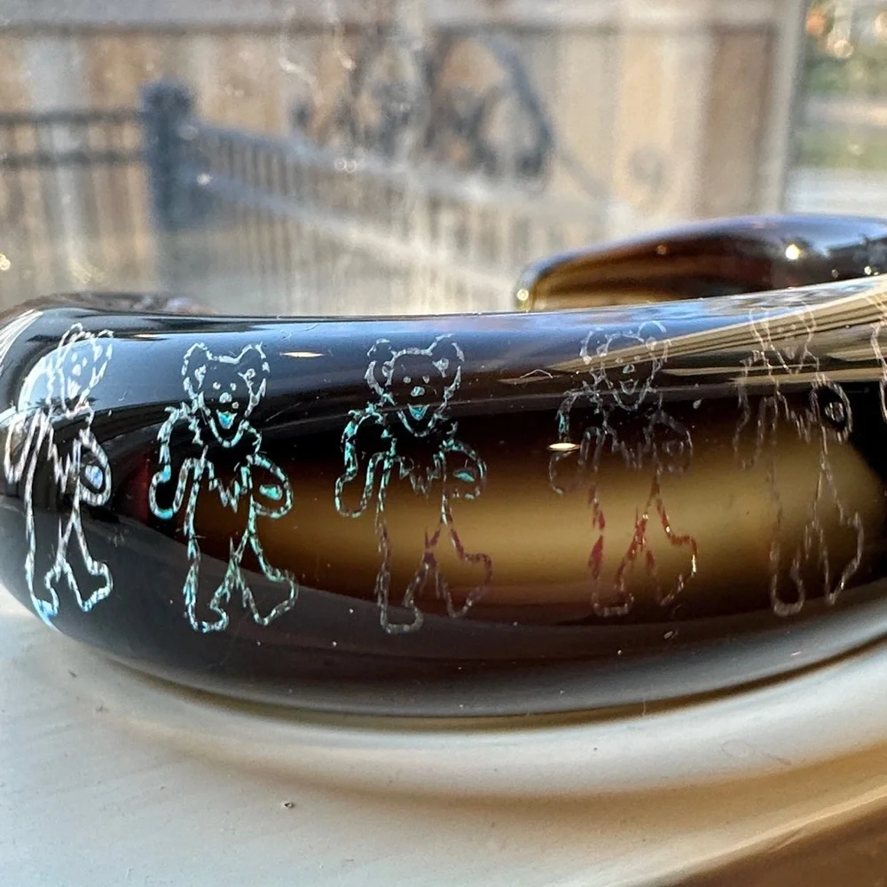 Grateful Dead Bear Handblown glass bracelet - Picture 2 of 6